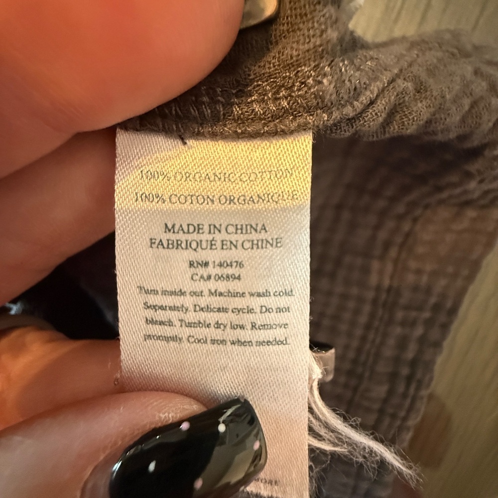 Faherty Dream Cotton Gauze Costa Dress in Washed Black 25198 - Picture 14 of 15